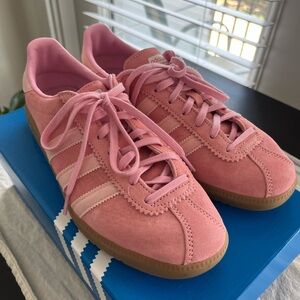 Adidas bermuda Glow Pink